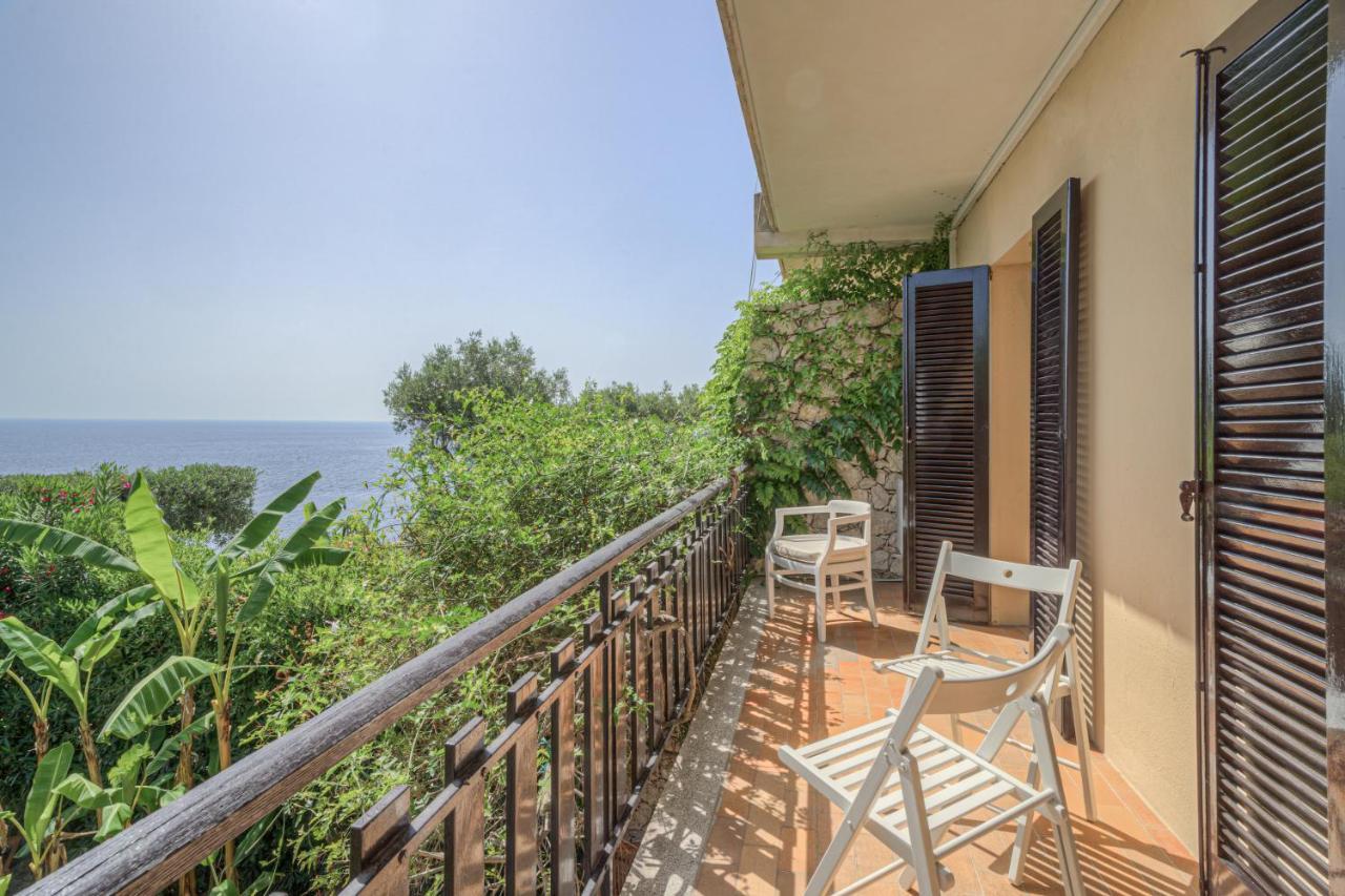 Villa Infinity Vista Mare E Relax Taormina Eksteriør billede