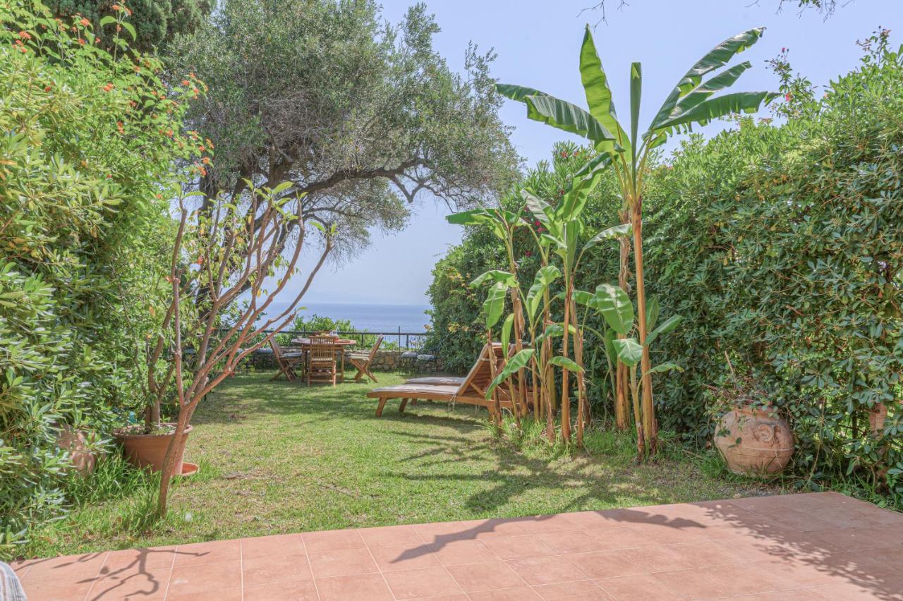 Villa Infinity Vista Mare E Relax Taormina Eksteriør billede