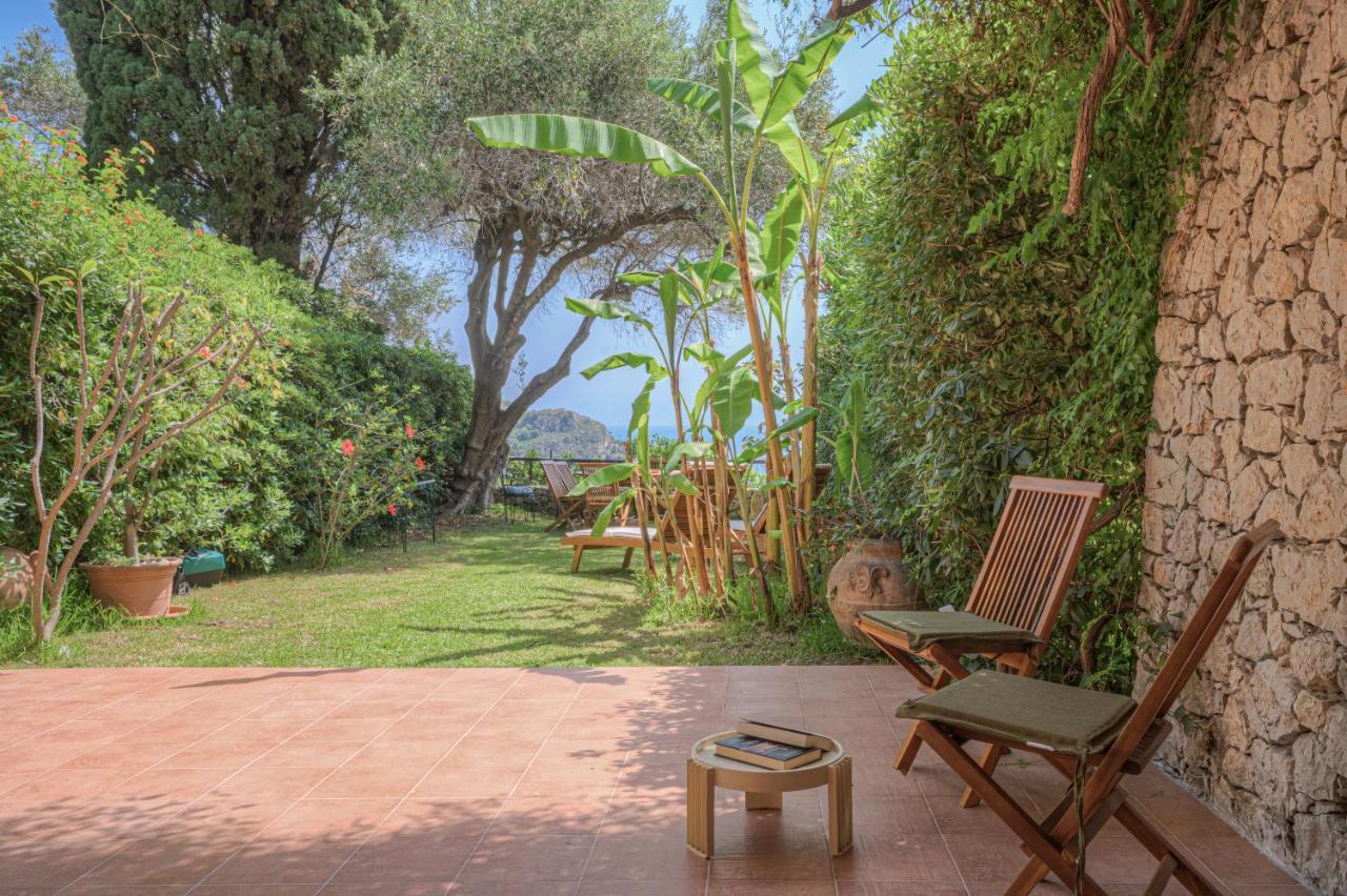 Villa Infinity Vista Mare E Relax Taormina Eksteriør billede