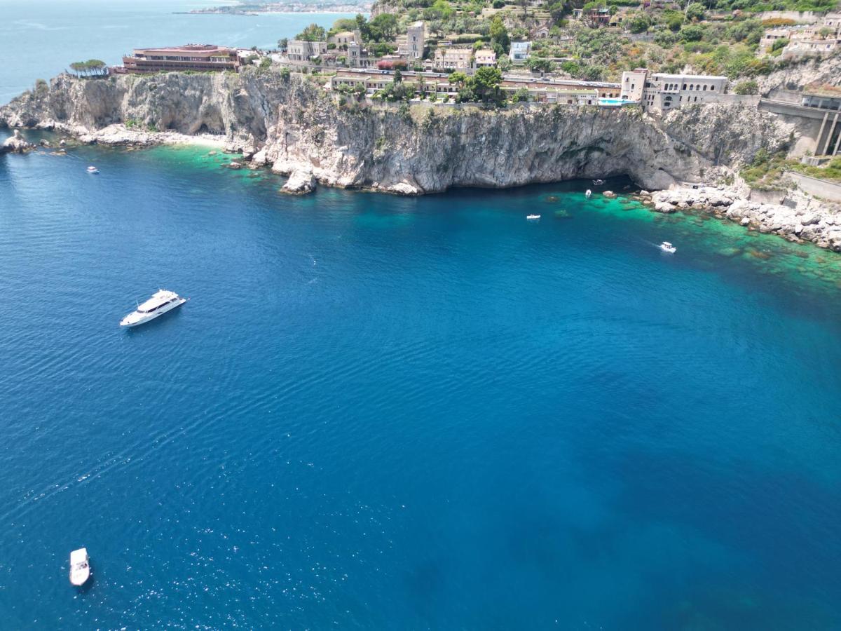 Villa Infinity Vista Mare E Relax Taormina Eksteriør billede